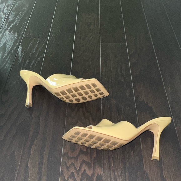 Bottega Veneta Stretch Mule - Picture 5 of 8